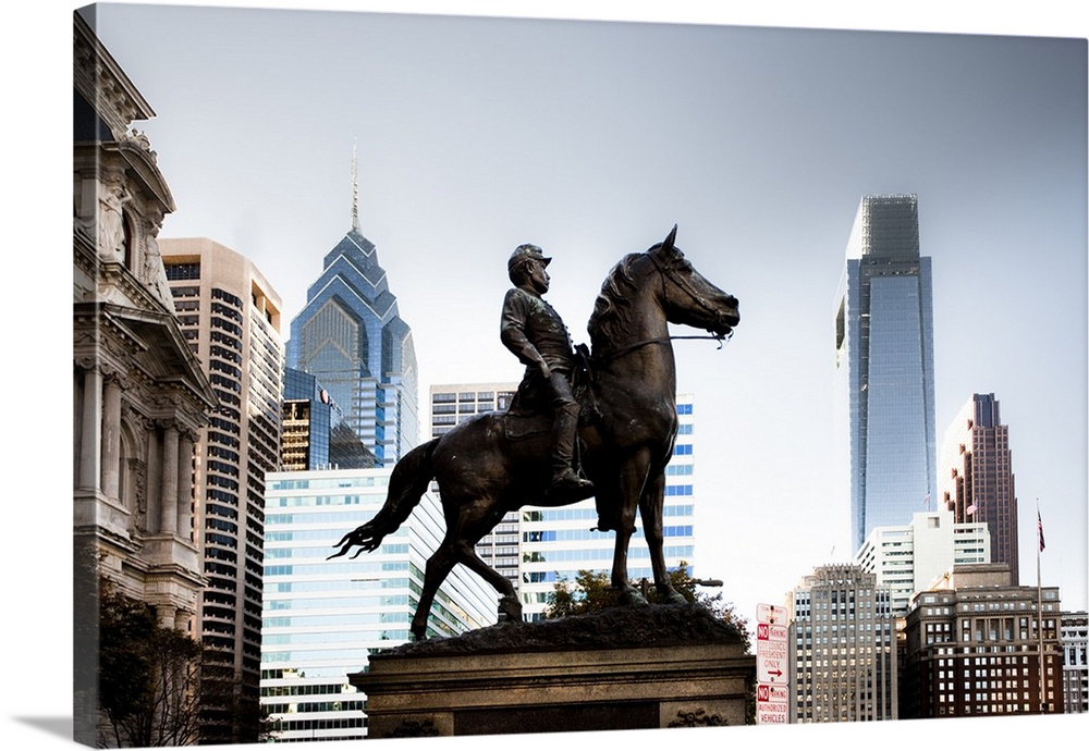 USA, Pennsylvania, Philadelphia, General McCkean's statue.