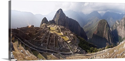 Peru, Cuzco, Machu Picchu, Inca fortress in afternoon light