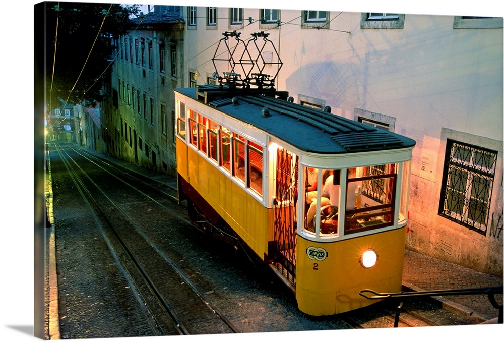 Portugal, Lisbon, funicular that connects downtown with Barrio Alto