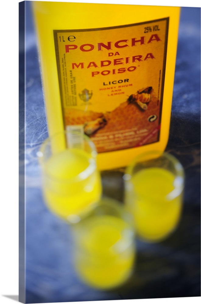 Portugal, Madeira, Madeira island, Atlantic ocean, Poncha, Madeira's traditional white-rum and lemon juice