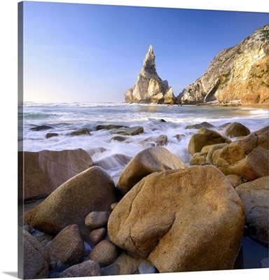 Portugal, The Coastal Rock Formations Of Praia Da Ursa Near Cabo Da Roca