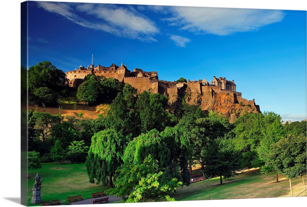 United Kingdom, UK, Scotland, Edinburgh, View from Princes Street Gardens towards the Edinburgh Castle