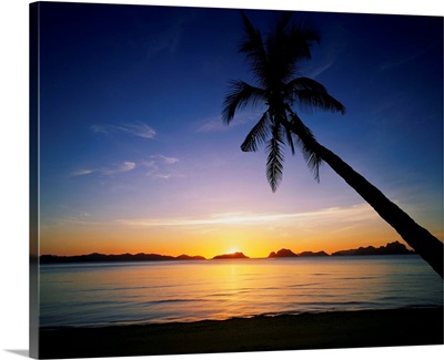 Southeast Asia, Philippines, Palawan, El Nido bay, sunset