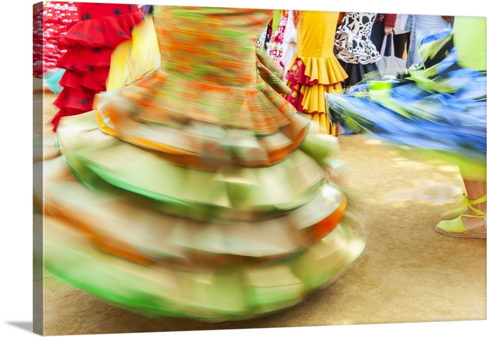 Spain, Andalusia, Jerez de la Frontera, Flamenco dancers at the Jerez Horse Festival