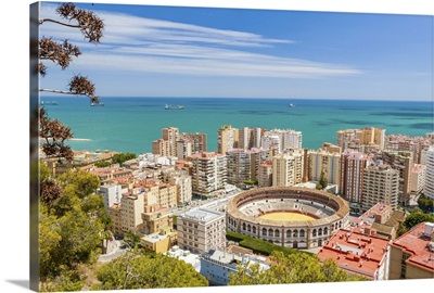 Spain, Andalusia, Malaga, Costa del Sol, Bullring surrounded by skyscrapers