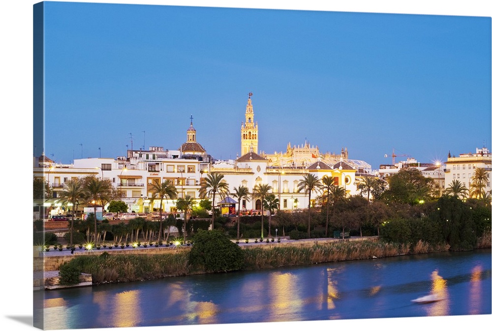 Spain, Andalusia, Seville, View of Guadalquivir river and downtown