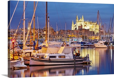 Spain, Balearic Islands, Palma De Mallorca, Palma, Cathedral La Seu And Palma Harbor