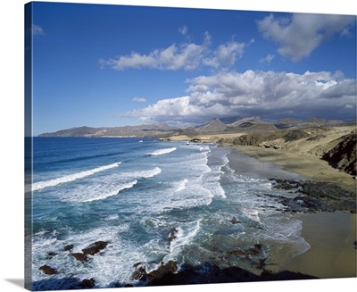 Spain, Canary Islands, Las Palmas district, Fuerteventura, View of La Pared beach