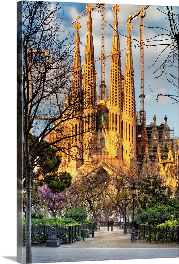 Spain, Catalonia, Barcelona, Barcelona district, Sagrada Familia, The Passion fa..ade (Gaud.. architect)