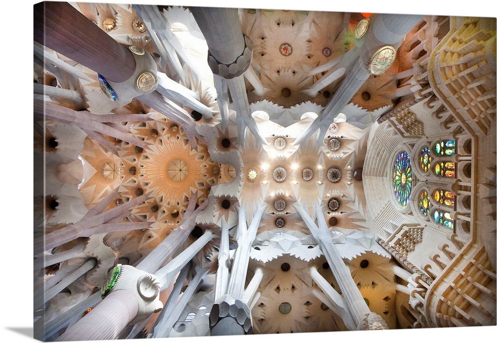 Spain, Catalonia, Barcelona district, Barcelona, Sagrada Familia after architect Antoni Gaudi.