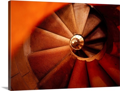 Spain, Catalonia, Barcelona, Sagrada Familia, spiral staircase