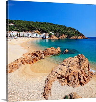 Spain, Catalonia, Costa Brava, Palafrugell, inlet of Tamariu village and beach