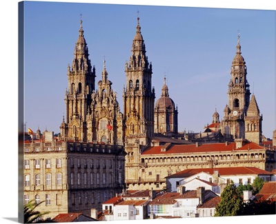 Spain, Galicia, Santiago de Compostela, View towards the Cathedral