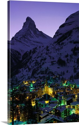 Switzerland, Valais, Zermatt, view towards the village and Matterhorn mountain