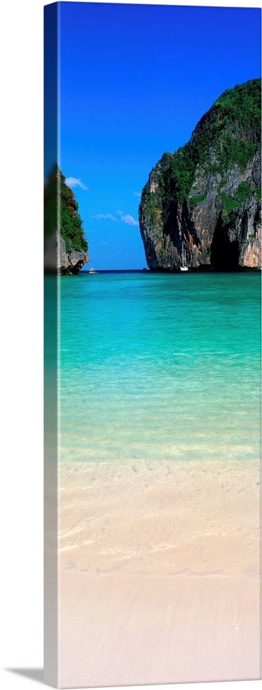 Thailand, Andaman sea, Phi Phi Lay Island, Maya Beach