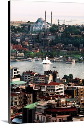 Turkey, Istanbul, Bosphorus, Suleymaniye Mosque over the Golden Horn