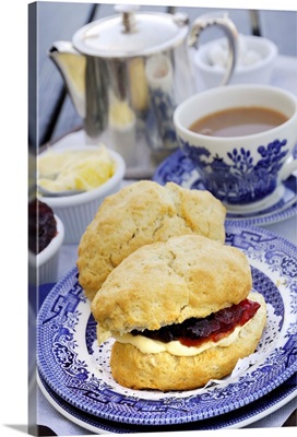 UK, England, Great Britain, Devon, Cream Tea at the Cottage Hotel, Outer Hope