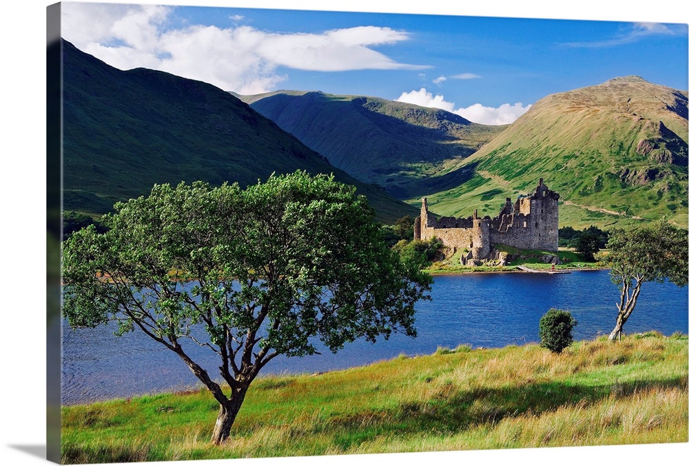 United Kingdom, UK, Scotland, Highlands, Loch Awe, Kilchurn Castle