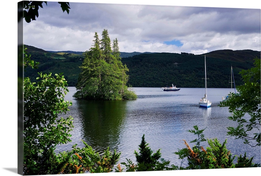 United Kingdom, UK, Scotland, Highlands, Loch Ness near Fort Augustus