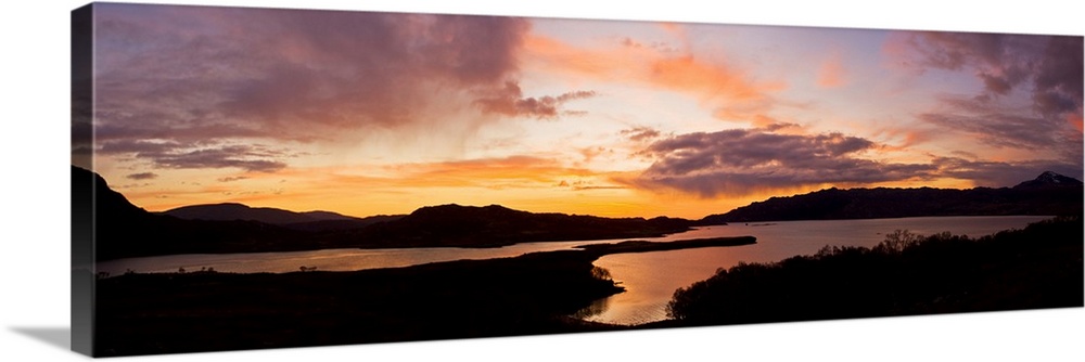 UK, Scotland, Shieldaig, Highlands, Sunset on the upper Loch Torridon