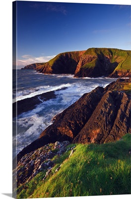 UK, Wales, Pembrokeshire, Newport, Cliffs along the coast at Ceibwr Bay