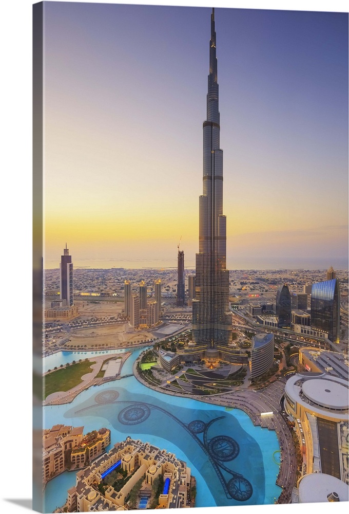 United Arab Emirates, Dubai, Dubai City, Arab states of the Persian Gulf, Burj Khalifa, the tallest building in the world.