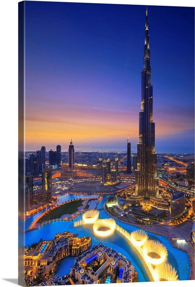 United Arab Emirates, Dubai, Dubai City, Arab states of the Persian Gulf, Burj Khalifa, the tallest building in the world.