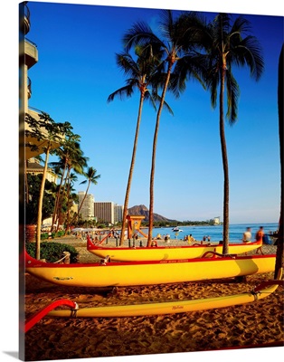 United States, Hawaii, Waikiki beach, boats on sand, Diamond Head in background