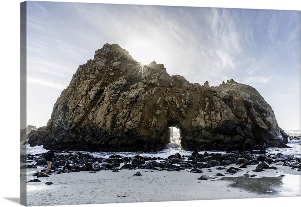 USA, California, Big Sur, Keyhole Rock, Pfeiffer Beach