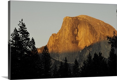 USA, California, Yosemite National Park, Half Dome Mountain