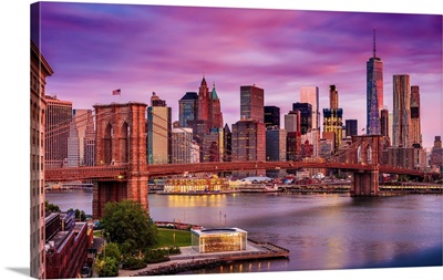 USA, New York City, East River, Brooklyn Bridge, View Of Manhattan And Skyline
