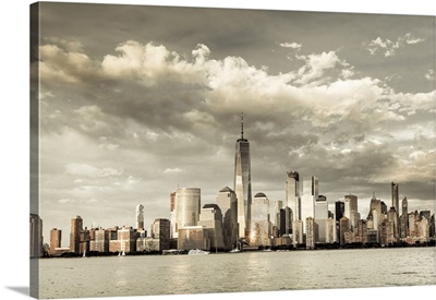 USA, New York City, Manhattan, View From New Jersey Towards Lower Manhattan At Sunset
