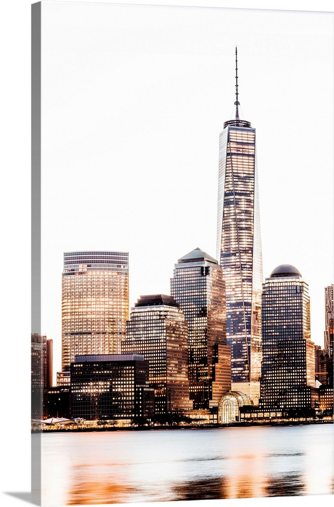USA, New York City, Lower Manhattan, One World Trade Center, Freedom Tower, Lower Manhattan skyline from New Jersey, at su...