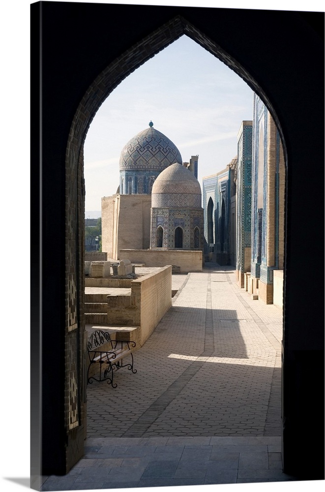 Il Mausoleo Ottagonale e il Mausoleo di Shirin Bika Aka nel viale di tombe realizzate in piastrelle di maiolica nel comple...