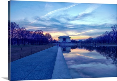 Washington DC, Lincoln Memorial, dusk