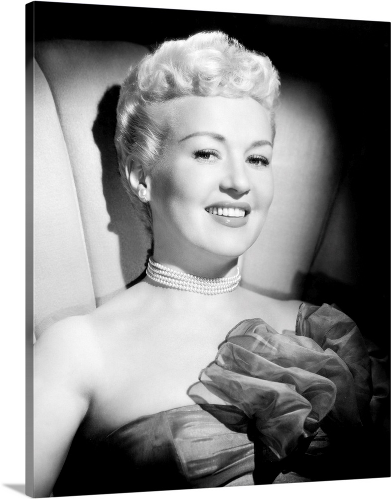 Betty Grable - Vintage Publicity Photo Wall Art, Canvas Prints, Framed ...