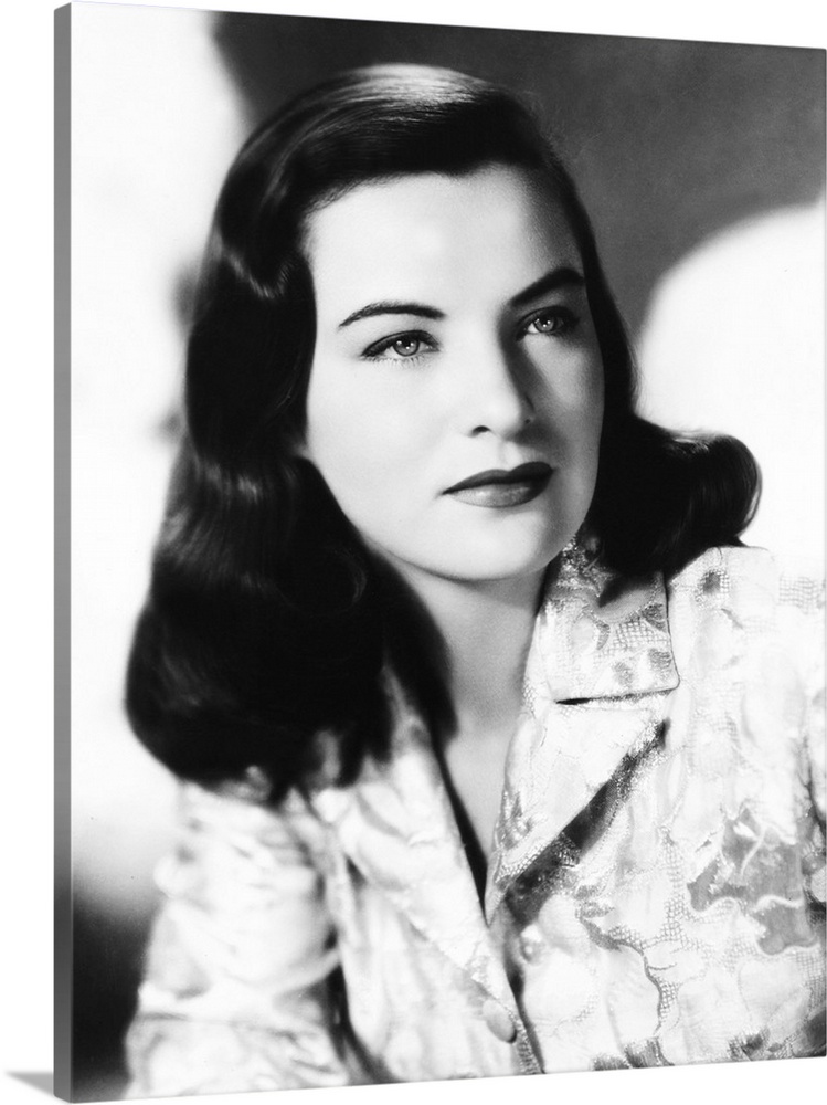 Ella Raines, mid 1940s.