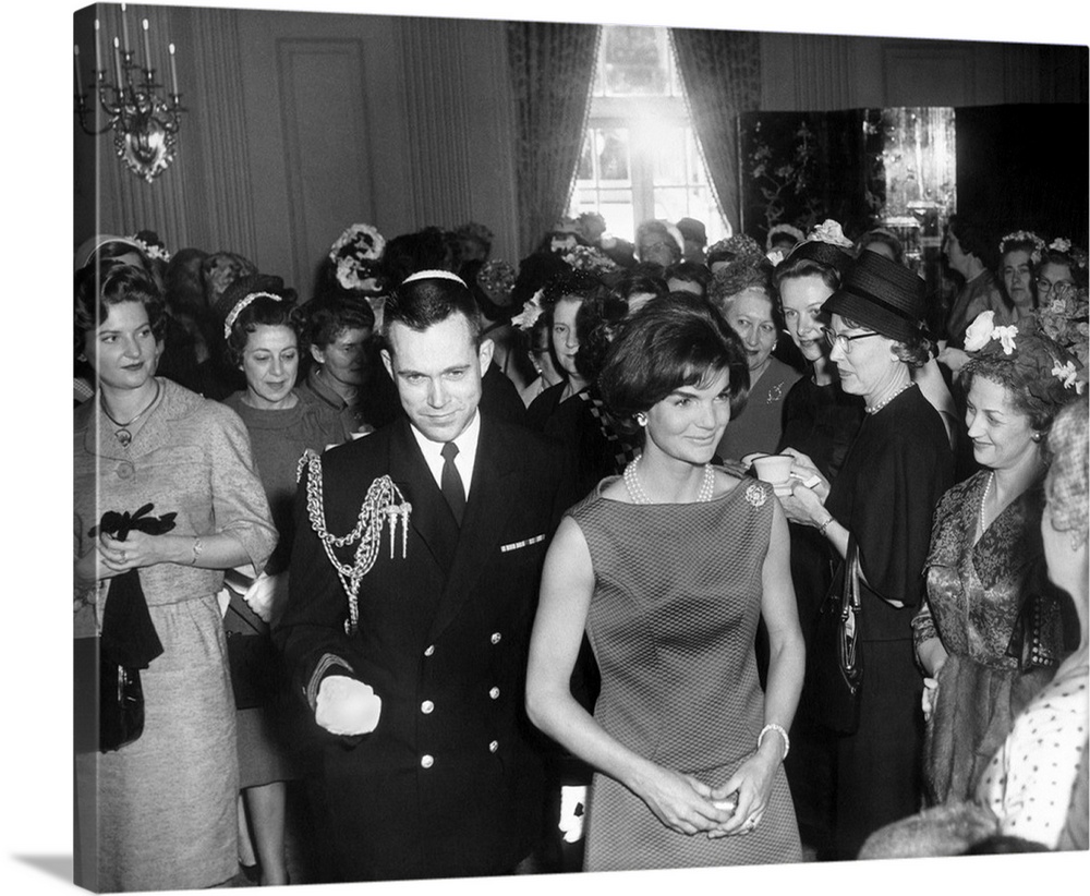 Jacqueline Kennedy at a reception for the wives of American Society of Newspaper Editors. April 19, 1961 in the Blue Room,...