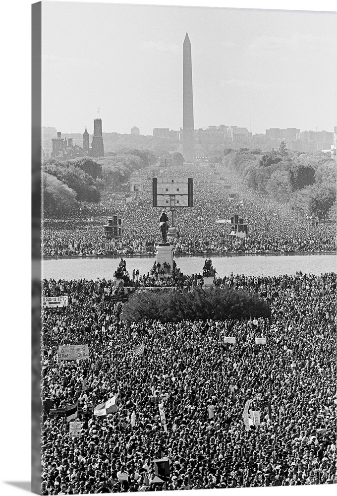 Marchers on the National Mall during the Million Man March, in view towards the Washington Monument. Oct. 16, 1995. Louis ...