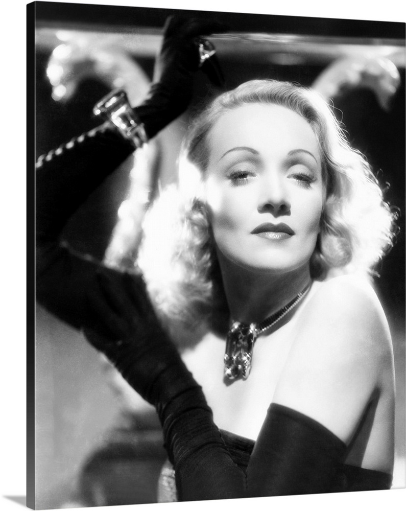 Marlene Dietrich - Vintage Publicity Photo, 1942