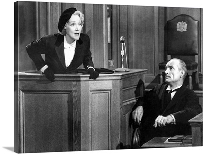 Marlene Dietrich, Witness For The Prosecution