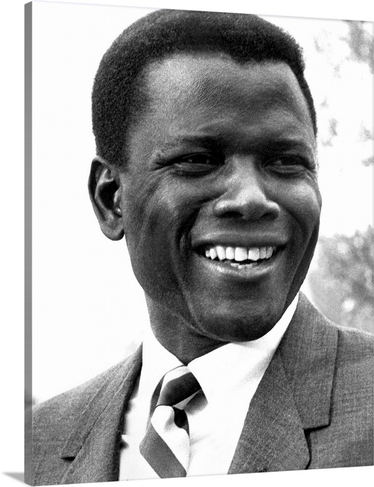 Sidney Poitier in In The Heat Of The Night - Vintage Publicity Photo