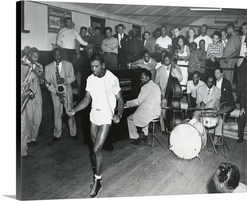 Sugar Ray Robinson training for a title defense against Steve Belloise