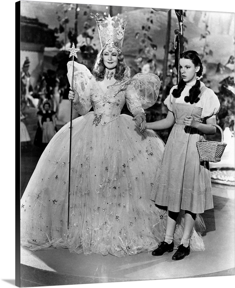 THE WIZARD OF OZ, Billie Burke, Judy Garland, Dorothy meets Glinda the Good Witch, 1939.