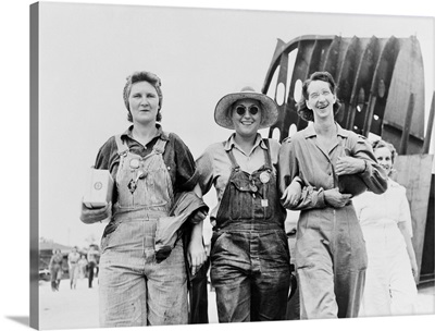 Three Women Shipyard Workers On Their Lunch Break In Texas, 1940-44. World War II