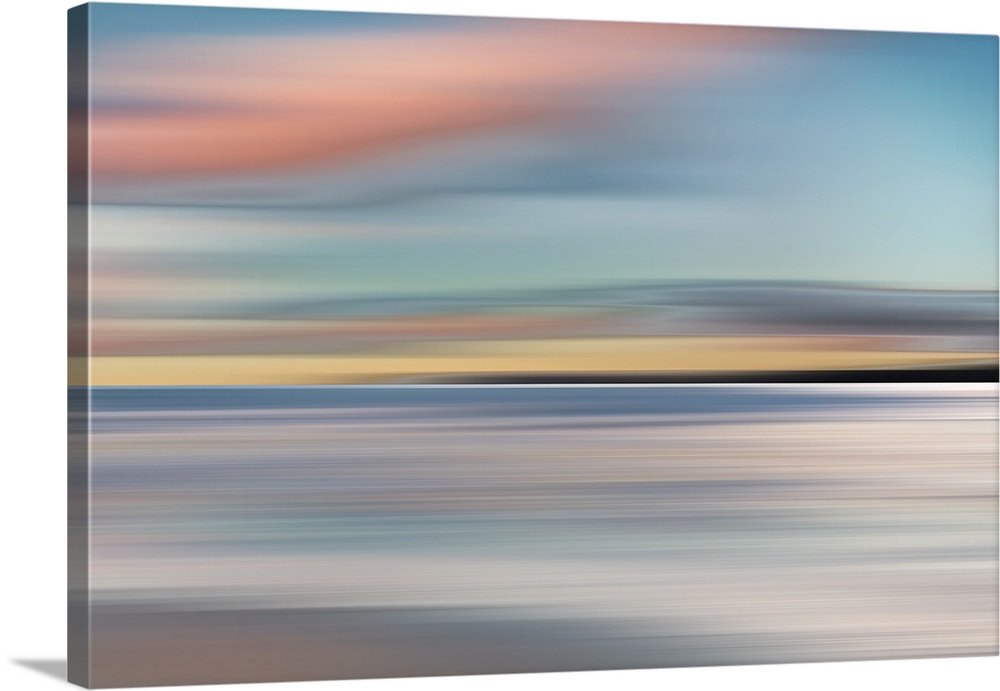 Abstract photograph of a colorful landscape made with horizontal movement and pastel colors.