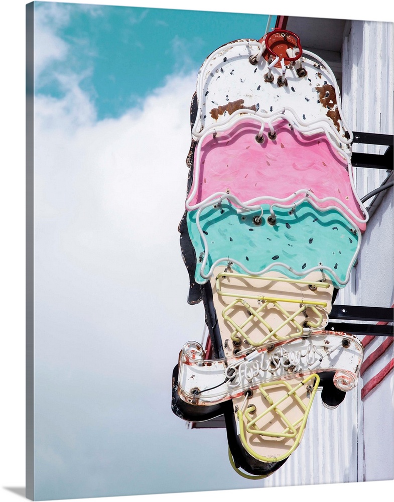 Photograph of a vintage ice cream sign.