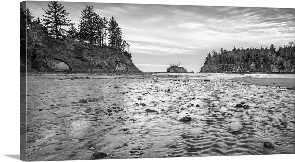 Black and white landscape photograph at Sunset Bay State Park in Oregon.