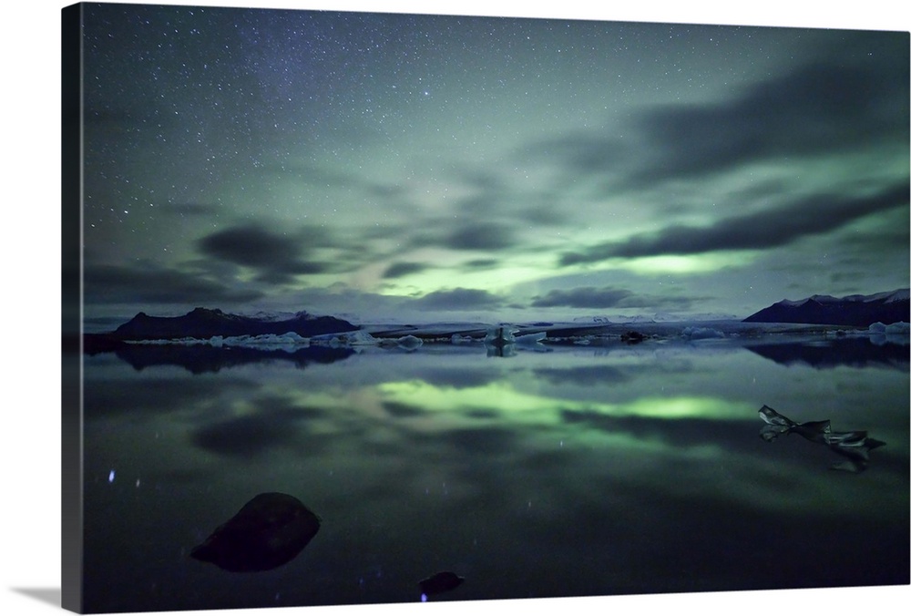 Aurora borealis over Jokulsarlon glacial lagoon in south Iceland.