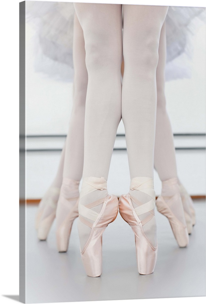 Ballet dancersA feet on pointe